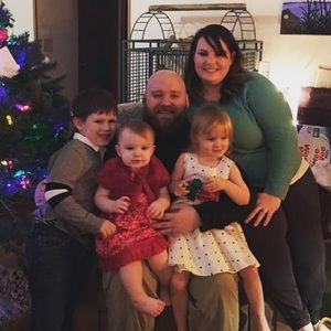 Meet your Posher, Elise